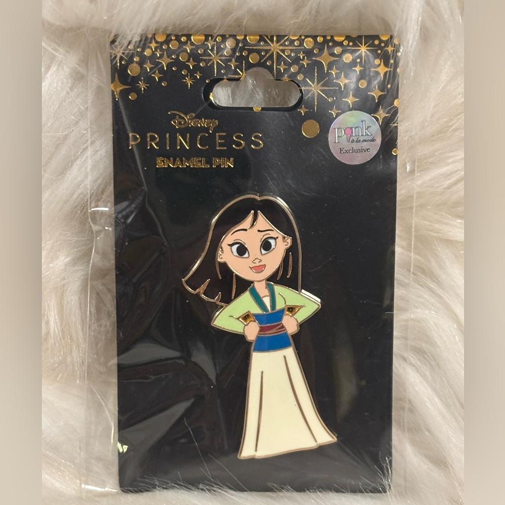 Disney Princess Mulan Collectible Pin